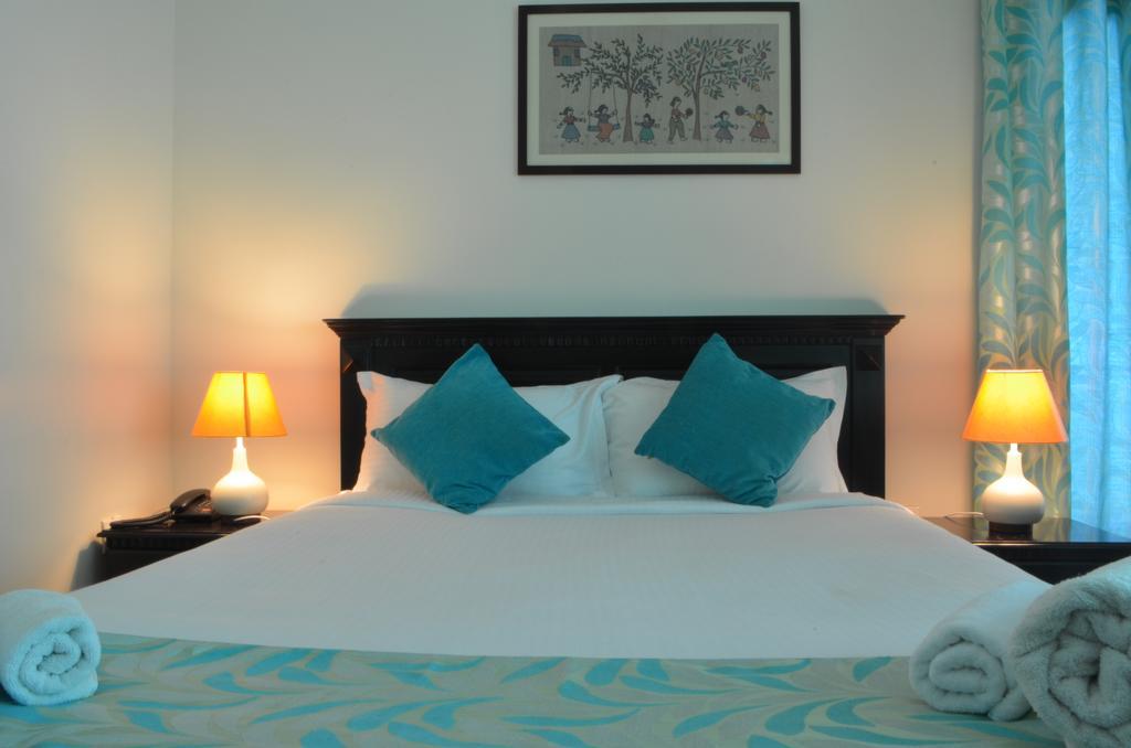 Luxtay Suites บังกาลอร์ ห้อง รูปภาพ