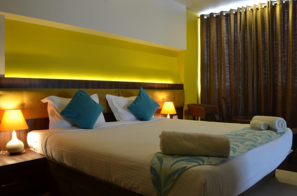 Luxtay Suites บังกาลอร์ ห้อง รูปภาพ